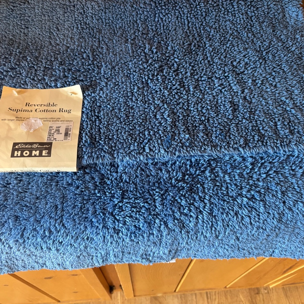 Eddie Bauer NWT  Blue Supima Cotton Bath Rug 20x33”